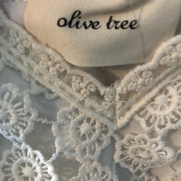 White Knee-Length Dress. Size Small - Picture 5 of 5